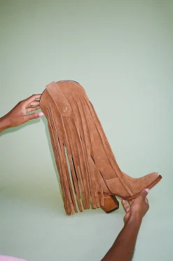 Fringe Atlas Boots In Suede