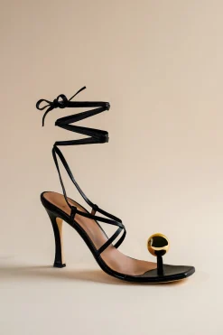 Globe Sandals In