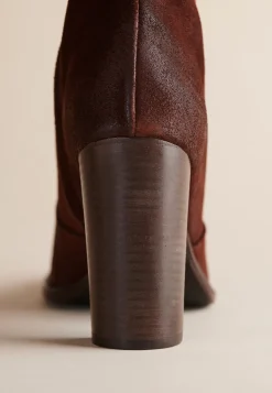 Lauryn Boot In Washed Brown Suede