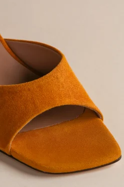 Tuesday Mule In Mustard